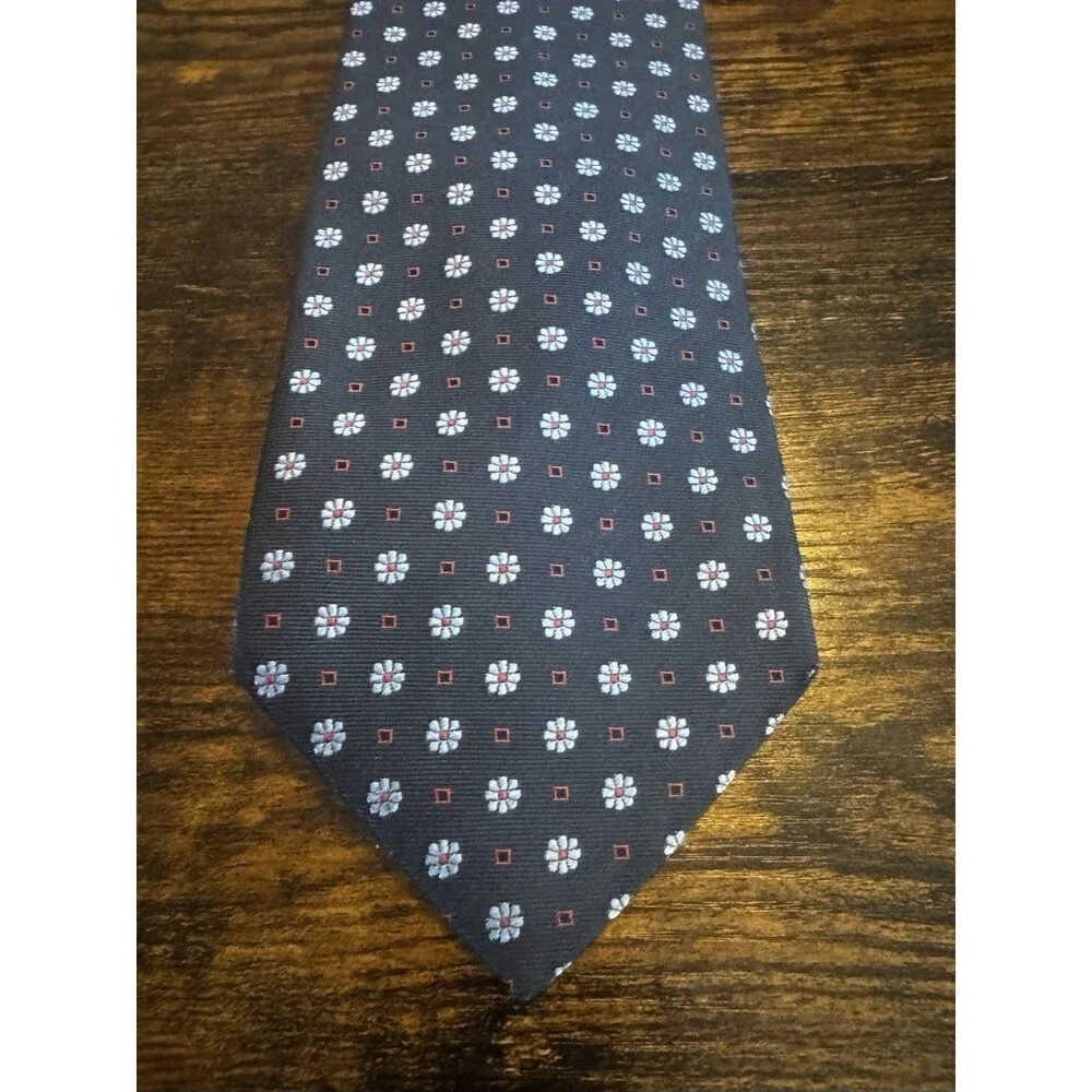 Burberry London Mens Silk Tie Navy Blue Red Floral Medallion Geometric Italy